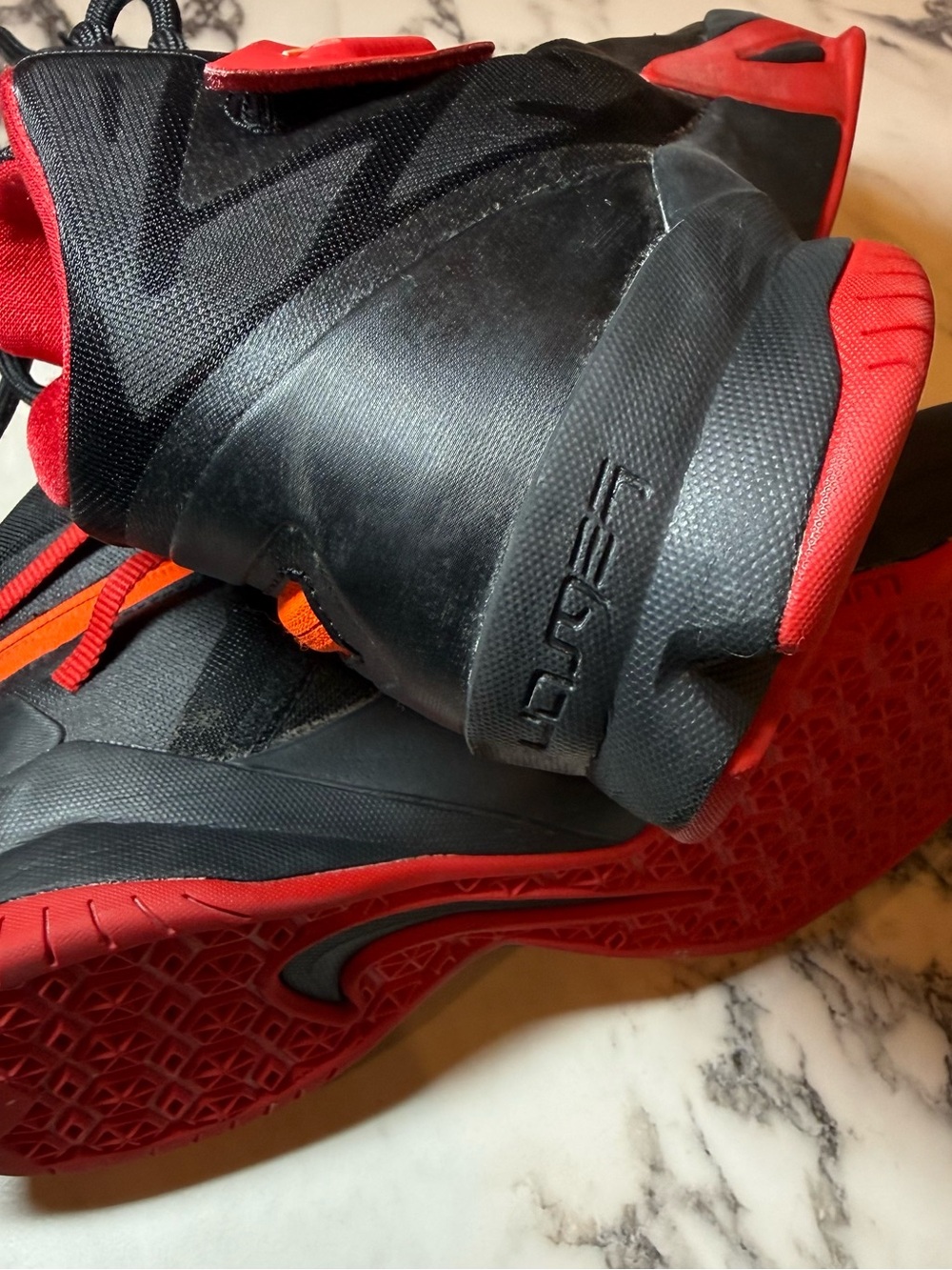 Nike LeBron Zoom Soldier 8 Black University Red Mens Size 9.5 Sneakers - Picture 11 of 13